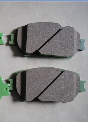 Garantierte Leistung Keramikbremspad 04465-33320 für Toyota Camry 2.4 MCV30 ACV30
