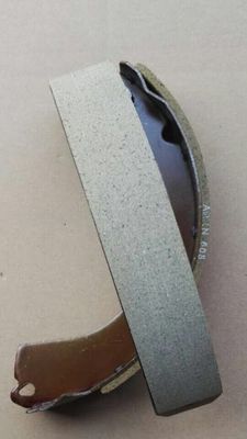 Dies ist der Fall, wenn die Fahrzeugbremsschuhen für die Fahrzeugklasse NISSAN Tiida 2006-2015 mit einer Bremsbremsschuhleistung von mehr als 100 kW ausgestattet sind.