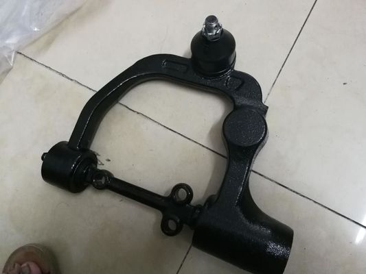 OEM-Standard-Steuerarm 54525-VW100 54545-VX100 für den Nissan Urvan E25