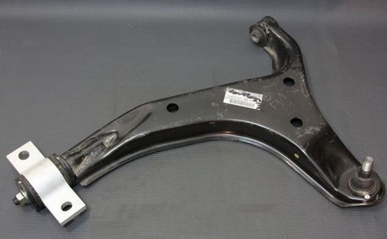 Steuerarm 54500-WL000 54501-WL000 für den Nissan Elgrand 2000-2010 Superior Performance