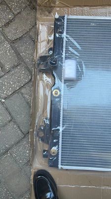 Land Cruiser 150 Automatischer AT-Kühlkühler 16400-30300 Für Toyota Prado 3.0 TDI
