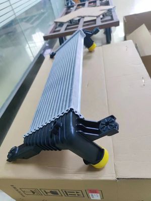 ALUMINIUM INTERCOOLER Kern für Ford Ranger 2012 5271339 AB399L440AD Mazda BT50 OEM