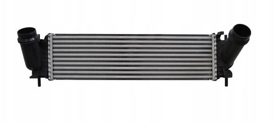 Intercooler für Nissan Navara NP300 Renault Alaskan 2,5 dCi 4x4 144614KV1A 2014- Top-
