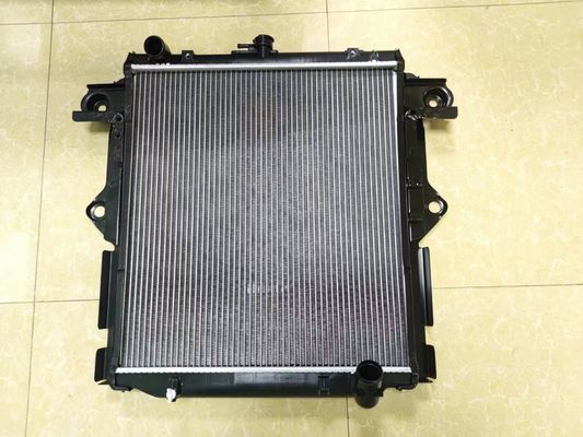 Auto-Wasserkühler 16400-17401 für Toyota Landcruiser HZJ76 vertraut von HZJ76 Besitzer
