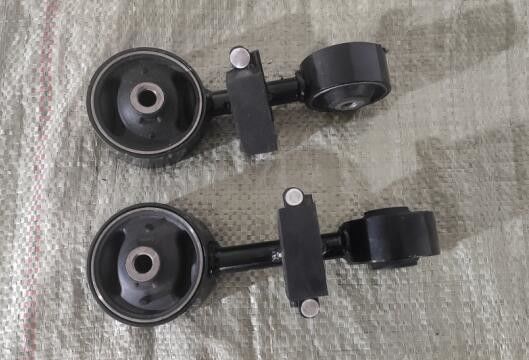OEM-Standard-Torque-Straut Mount Marmon Fahrsteuerung 12363-28050 für Toyota Harrier ACU30 2003-2012