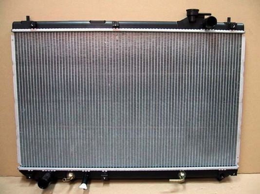 Motorkühlkühler für den Toyota Landcruiser 16400-67140 16400-67121 16400-67120