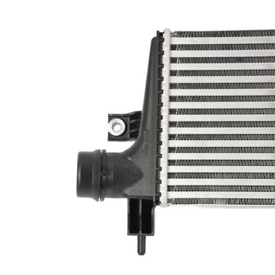 17940-0E010 Toyota Zwischenkühler für Hilux Fortune Innova 2021 2022