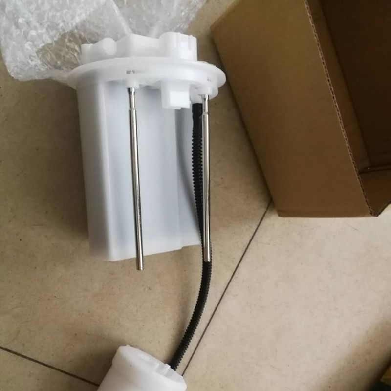 Importierte Kunststoff-In-Tank-Brennstofffilter 77024-42011-77024-42080 für den Toyota Lexus NX Rav4