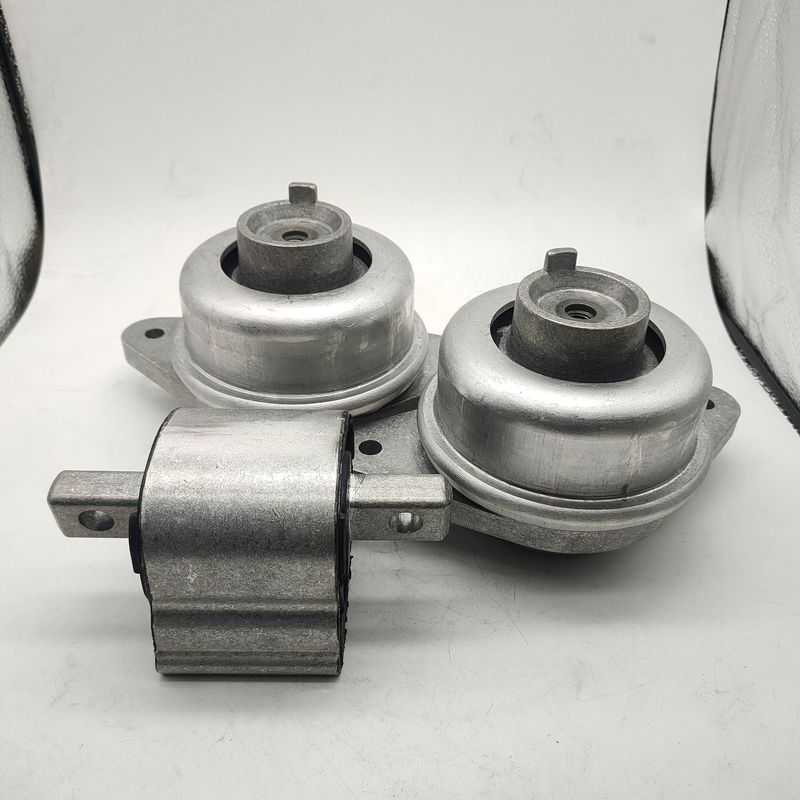 2042402017 204 420 20 17 Hydraulische Motormontage für Mercedes Benz GLK300 GLK 350